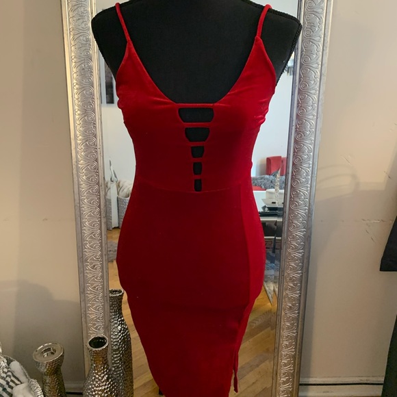 Forever 21 Dresses & Skirts - Stunning Red Velvet body con dress with slit. S